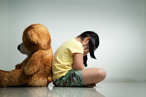 बच्चों में इन लक्षणों को ना करें नज़र अंदाज़ बन सकते है डिप्रेशन की वजह